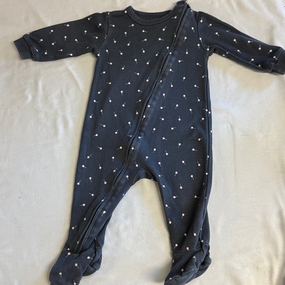 Petit Lem - Dark Gray Baby Pajamas with pink stars and matching onesie - Picture 2 of 5